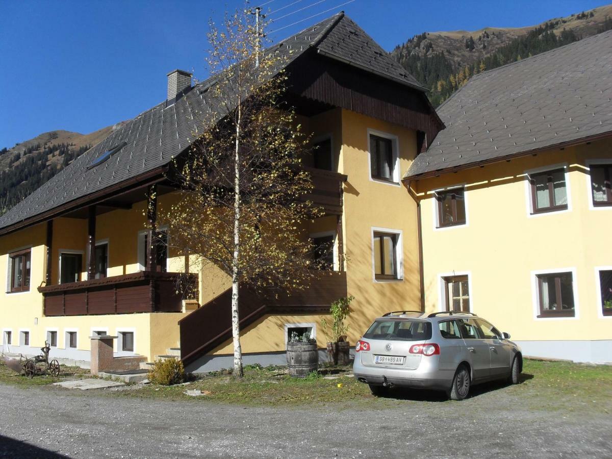 Ferienwohnungen Bianca Hasler - Stallbauer Pusterwald Exterior photo